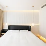 Shanghai Downtown Yi Du B&B - Near Hongqiao Station And Jiaotong University